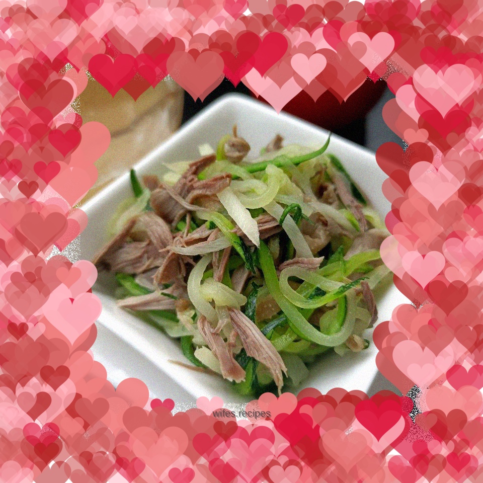 Pigeon breast mixed with green watermelon