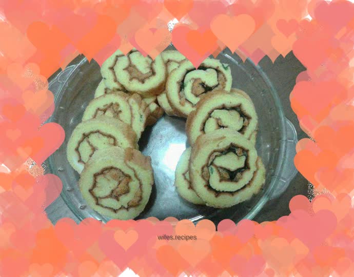 Meat floss and seaweed cake roll