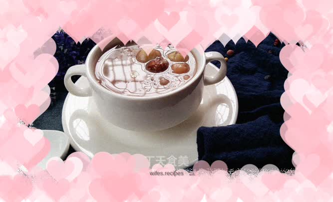 Mung bean and lotus seed dehumidification and health-preserving soup