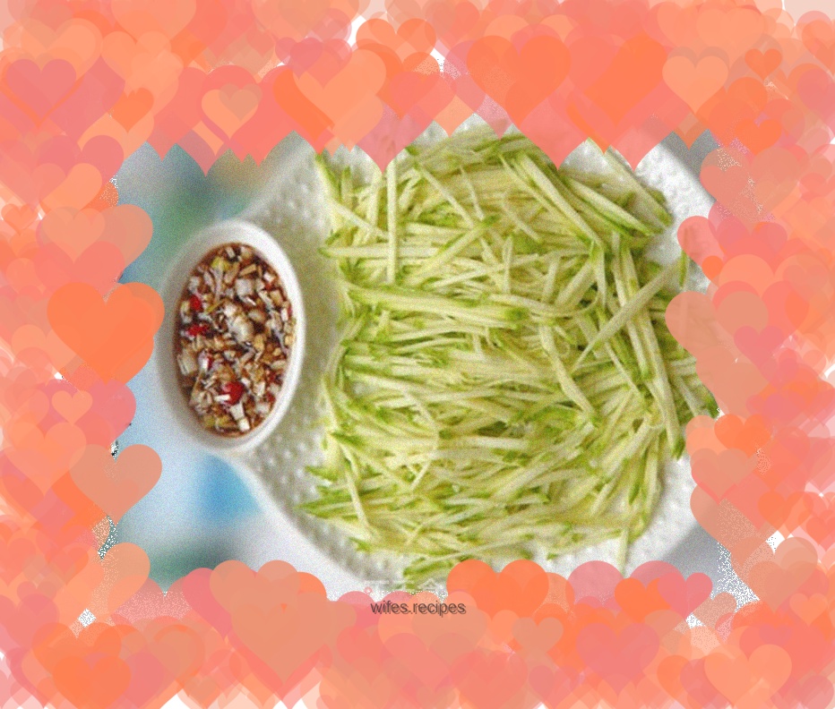 Young zucchini with dipping sauce