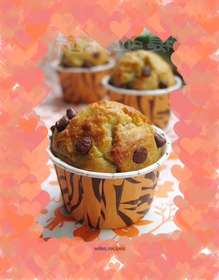 Delicious afternoon tea – banana chocolate muffins