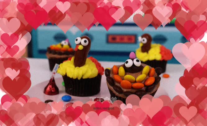 Super funny turkey cupcake, chocolate cupcake