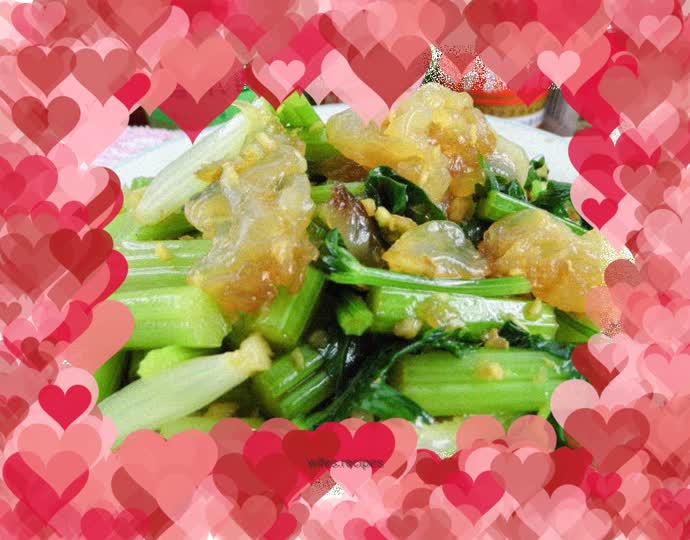 Jellyfish head mixed with celery