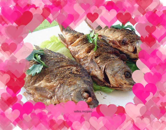 Crispy fried crucian carp