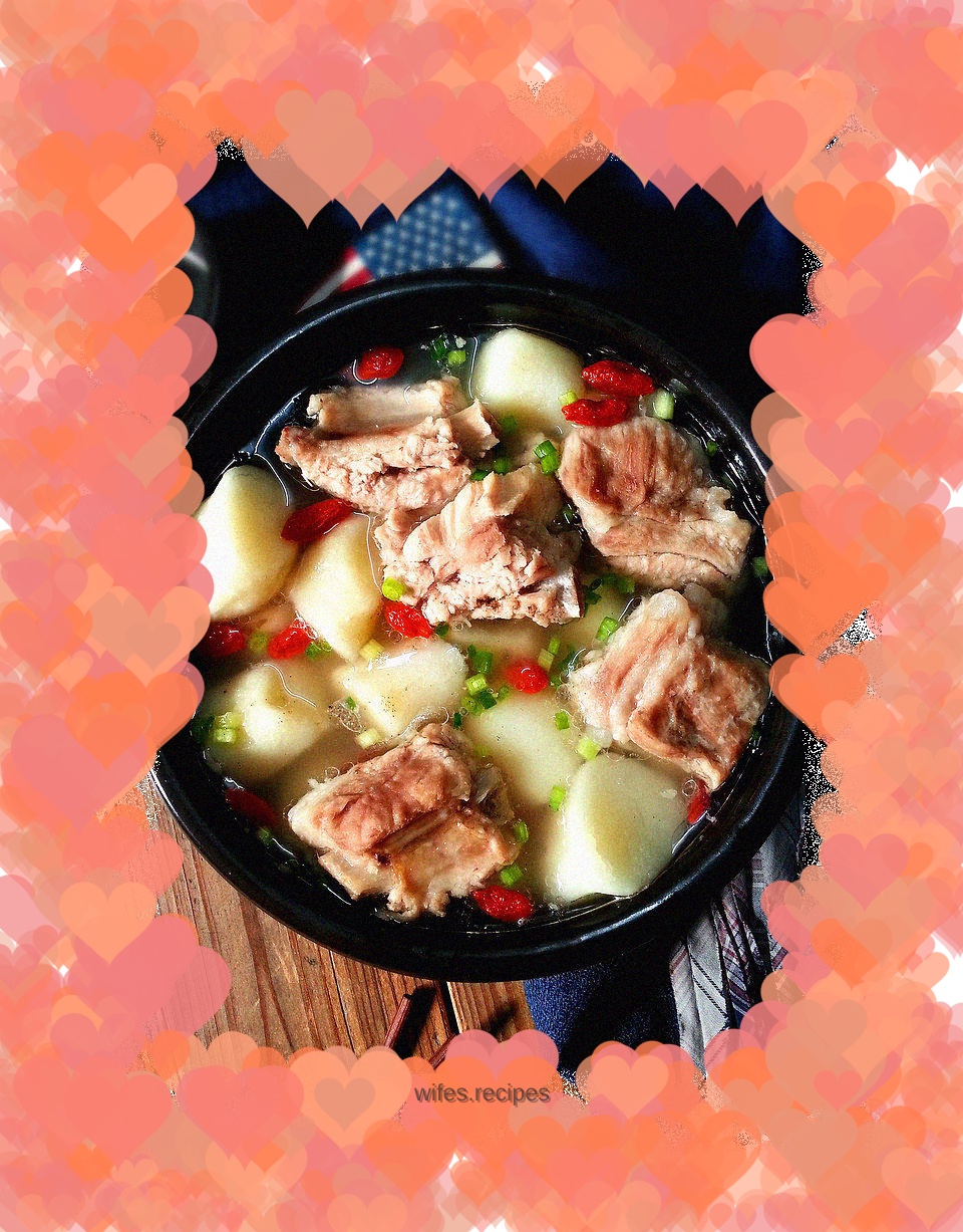 Health preservation in winter and spring~Yam and pork ribs soup