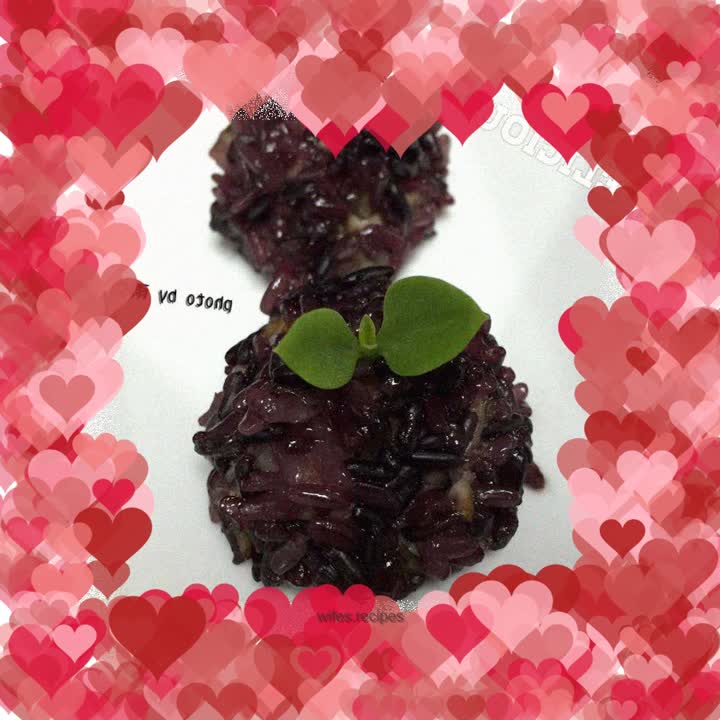 Black rice and mushroom meatballs