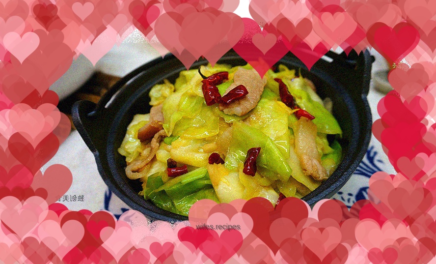 Hand-shredded cabbage in dry pot