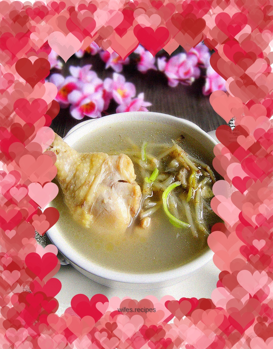 Houttuynia Cordata Stewed Chicken Soup