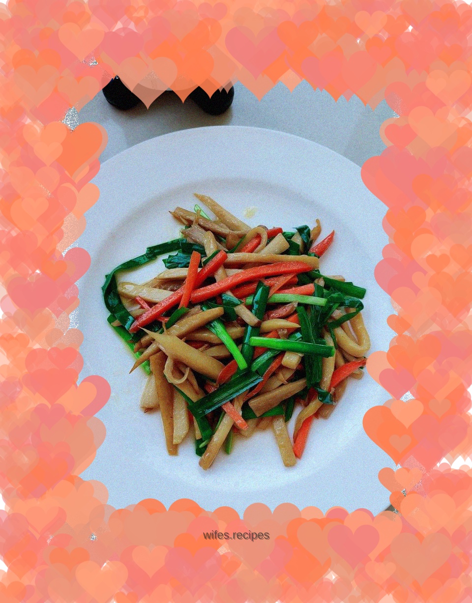 Stir-fried King Oyster Mushroom and Chives