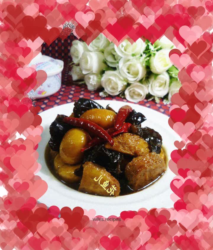 Chestnut, black fungus and vegetarian chicken