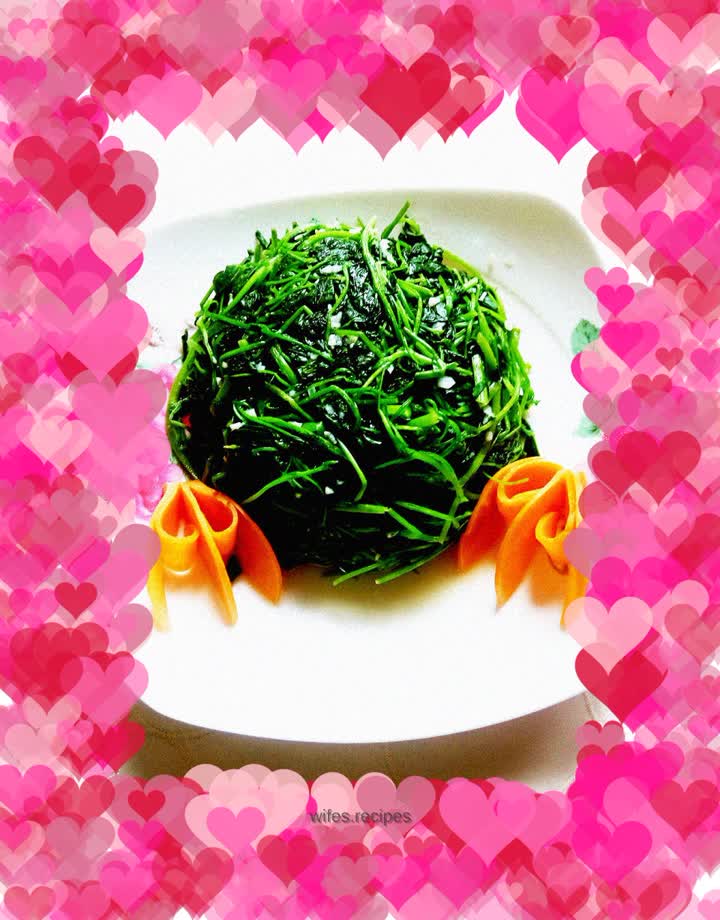 Stir-fried golden cauliflower with garlic