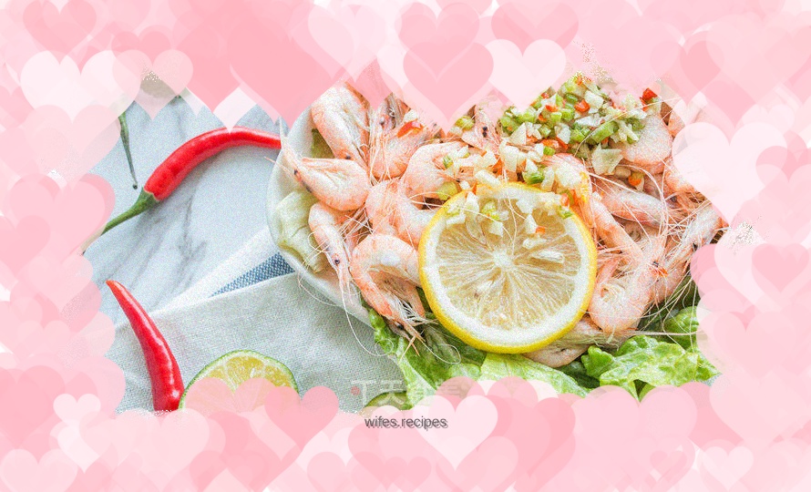 Thai steamed white shrimps that you can even eat the shells