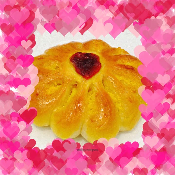 Shredded coconut bread