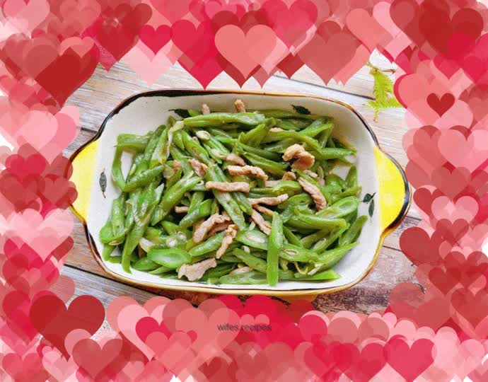 Stir-fried shredded pork with green beans