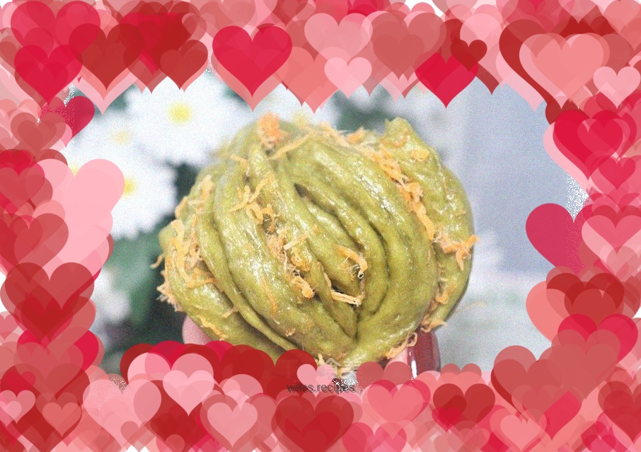 Meat floss, spinach and milk-flavored flower rolls, both delicious and beautiful