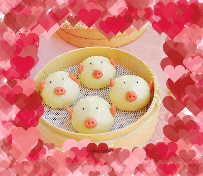 Piggy Steamed Buns