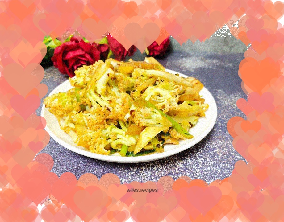 Stir-fried cauliflower with minced meat