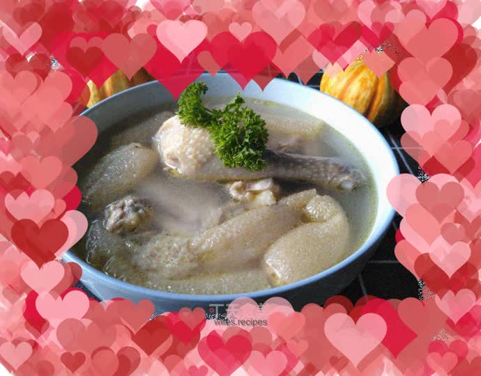 Bamboo shoots stewed in chicken soup