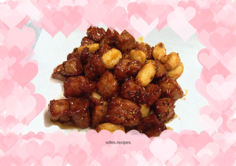 Beef cubes with black garlic—Tianjin local cuisine