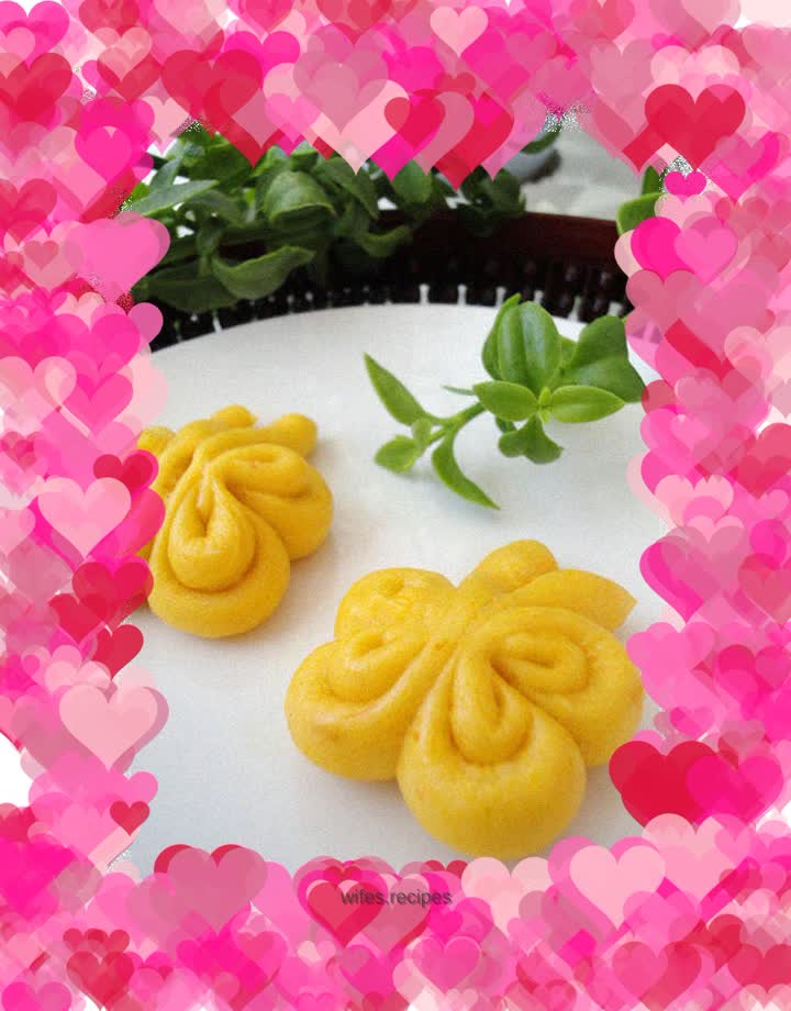 Pumpkin Butterfly Steamed Buns