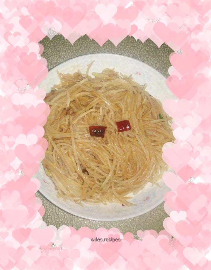 Dried chili pepper segments