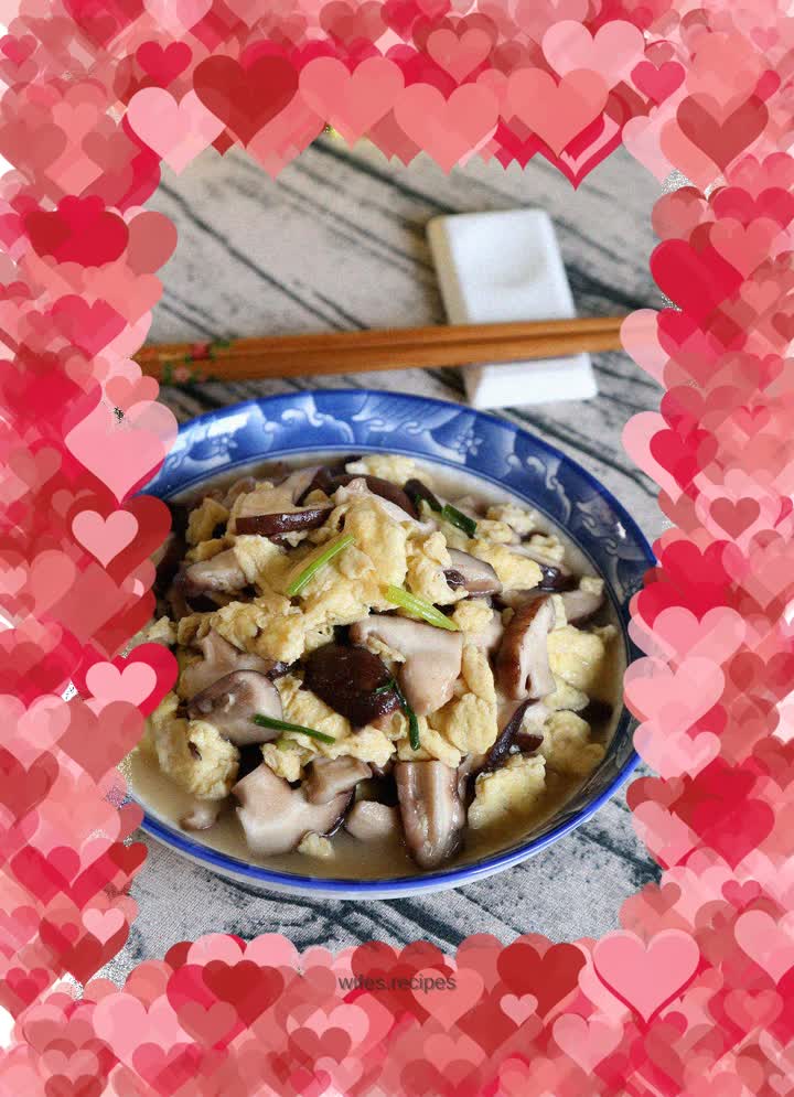 Mushroom scrambled eggs