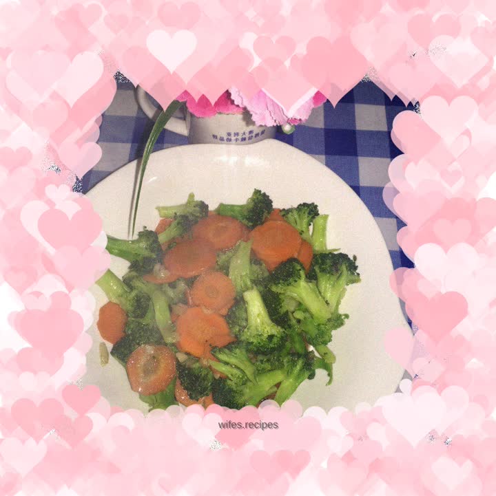 Stir-fried carrots and broccoli