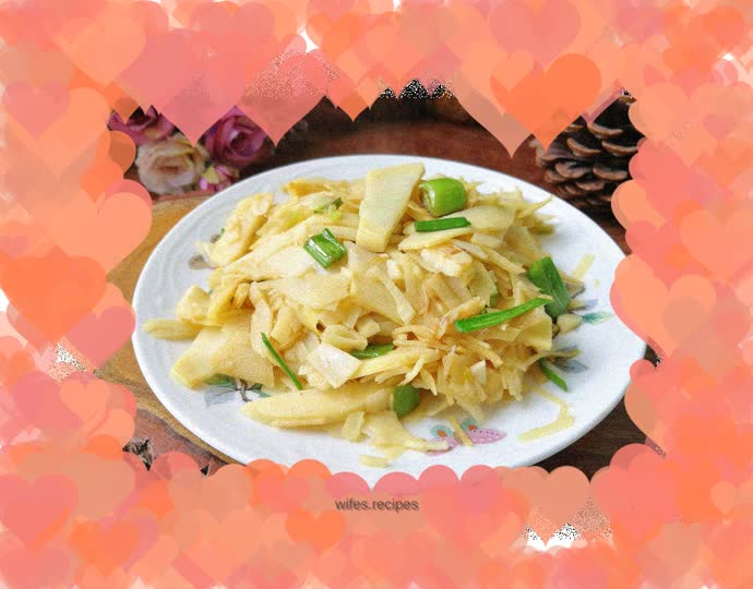Stir-fried spring bamboo shoots with garlic sprouts