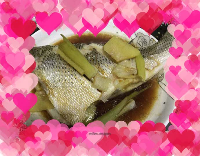 Simple and delicious steamed seabass recipe