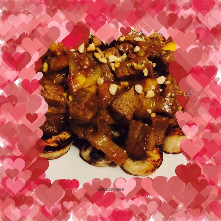 Curry Stir-fried Beef and Mango