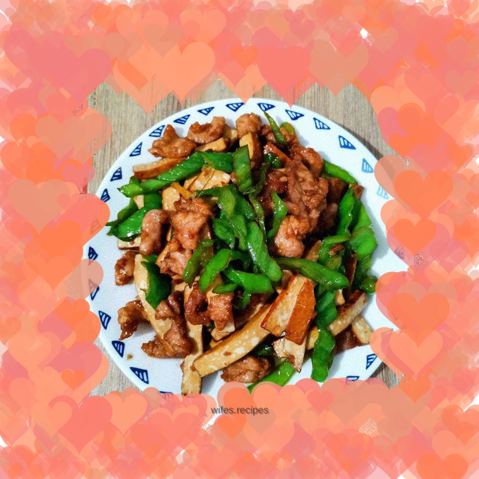 Stir-fried shredded pork with green pepper