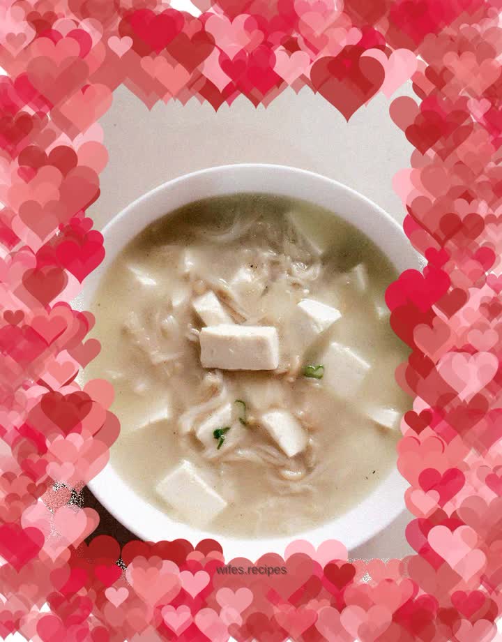 Enoki Mushroom and Tofu Soup