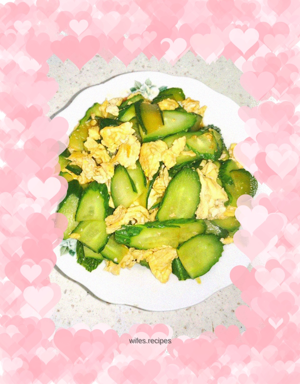 Cucumber scrambled eggs