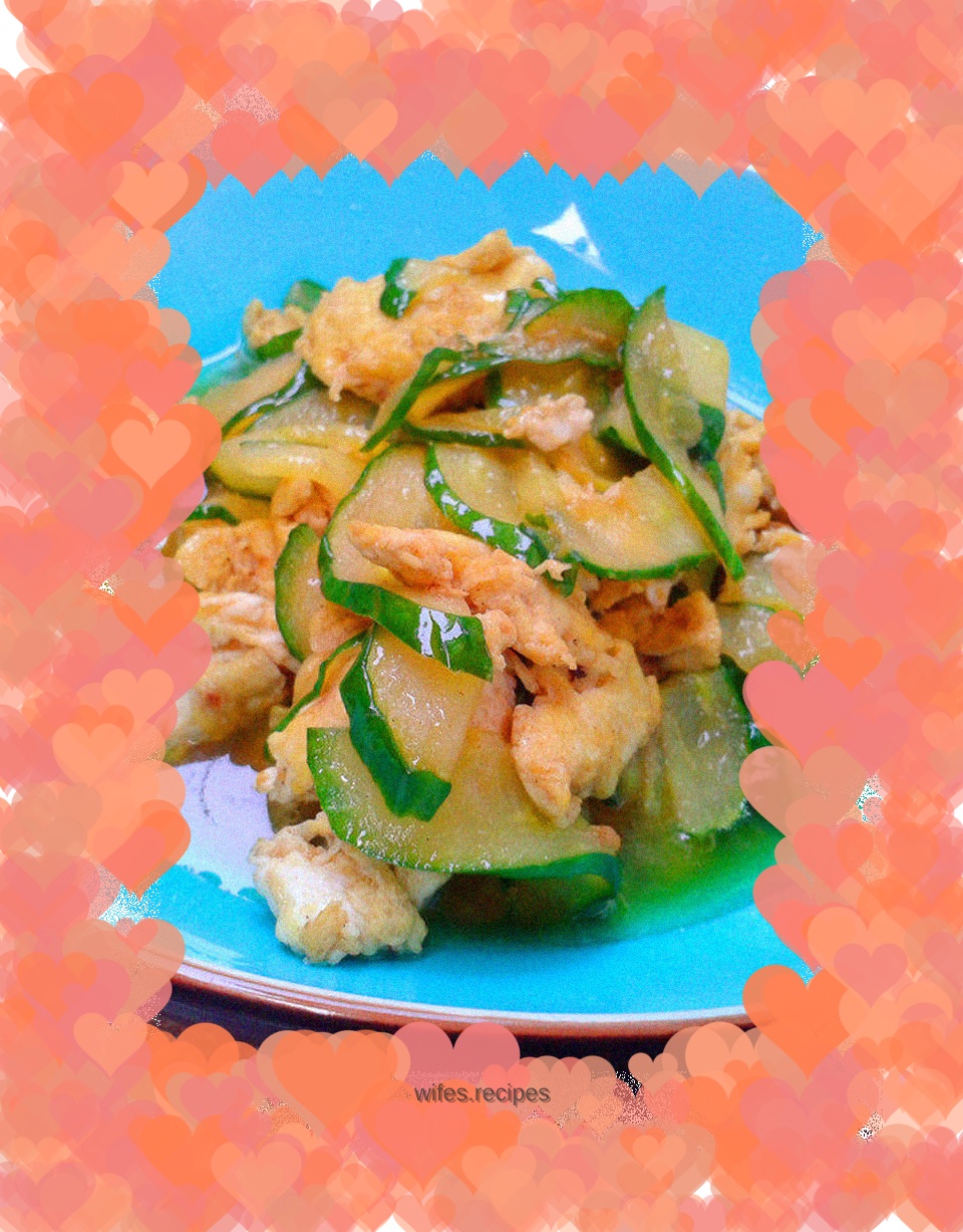Cucumber scrambled eggs