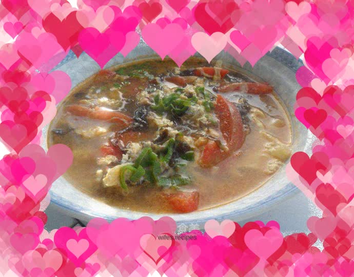 Tomato and seaweed soup