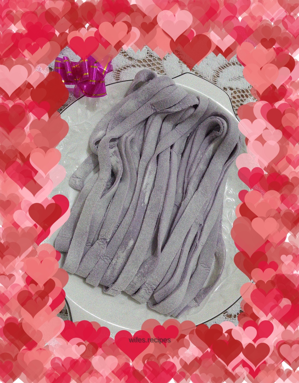 Purple Cabbage Hand-made Noodles