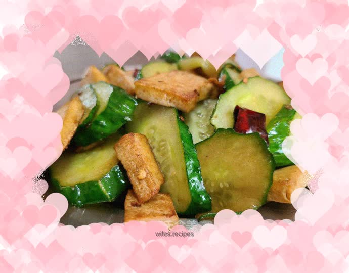 Stir-fried tofu with cucumber