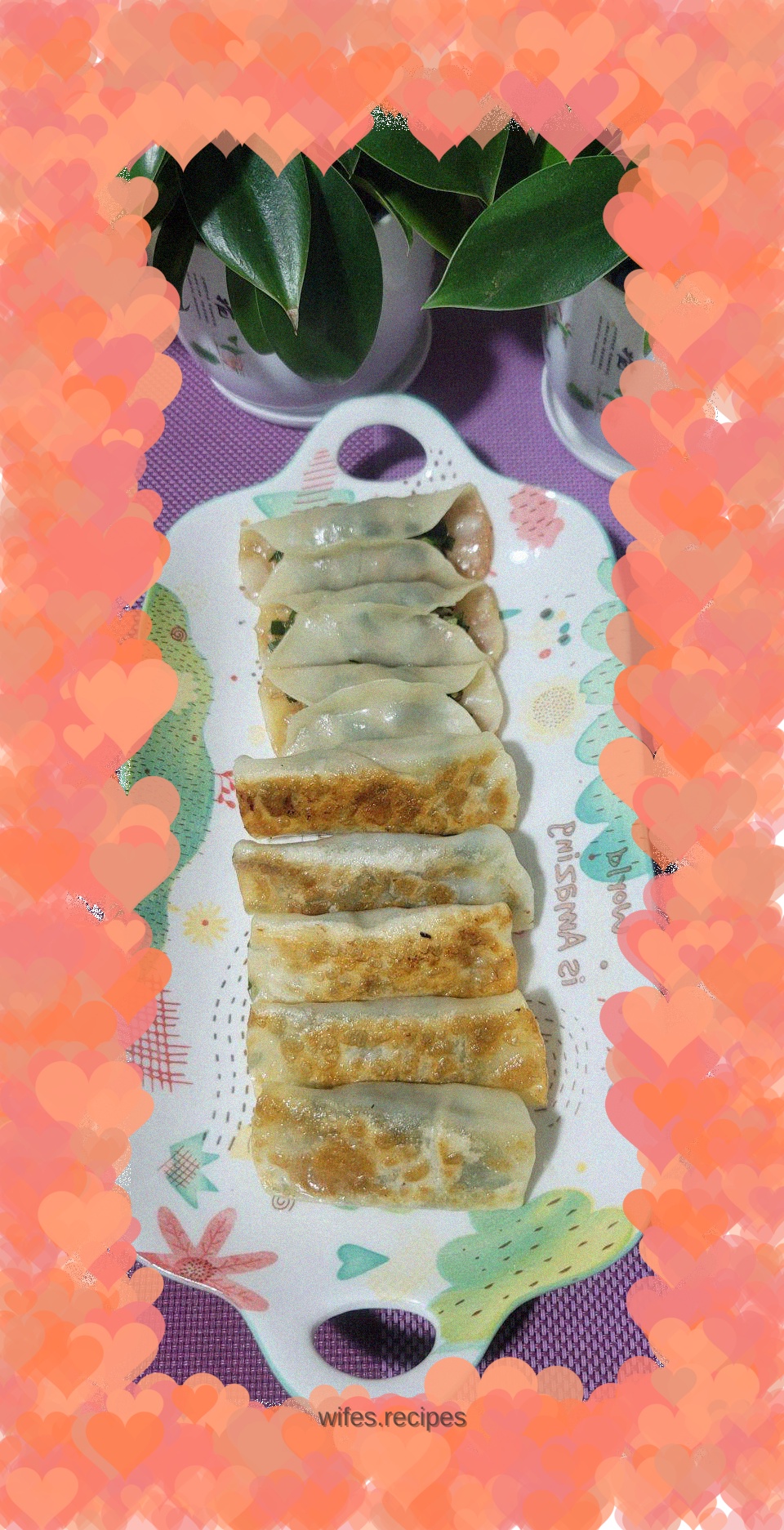Chives and fresh meat pot stickers