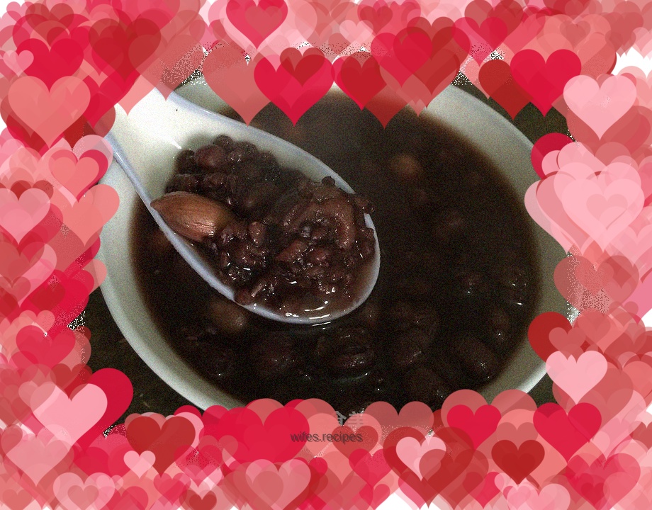 Black rice, red bean and red date porridge