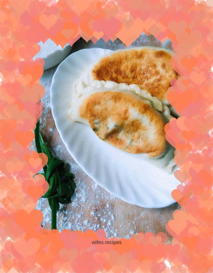 Baked egg and leek box