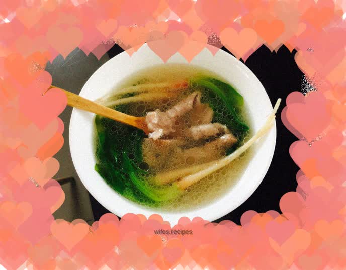 Raw Pork Liver, Lean Meat, Spinach Root Soup