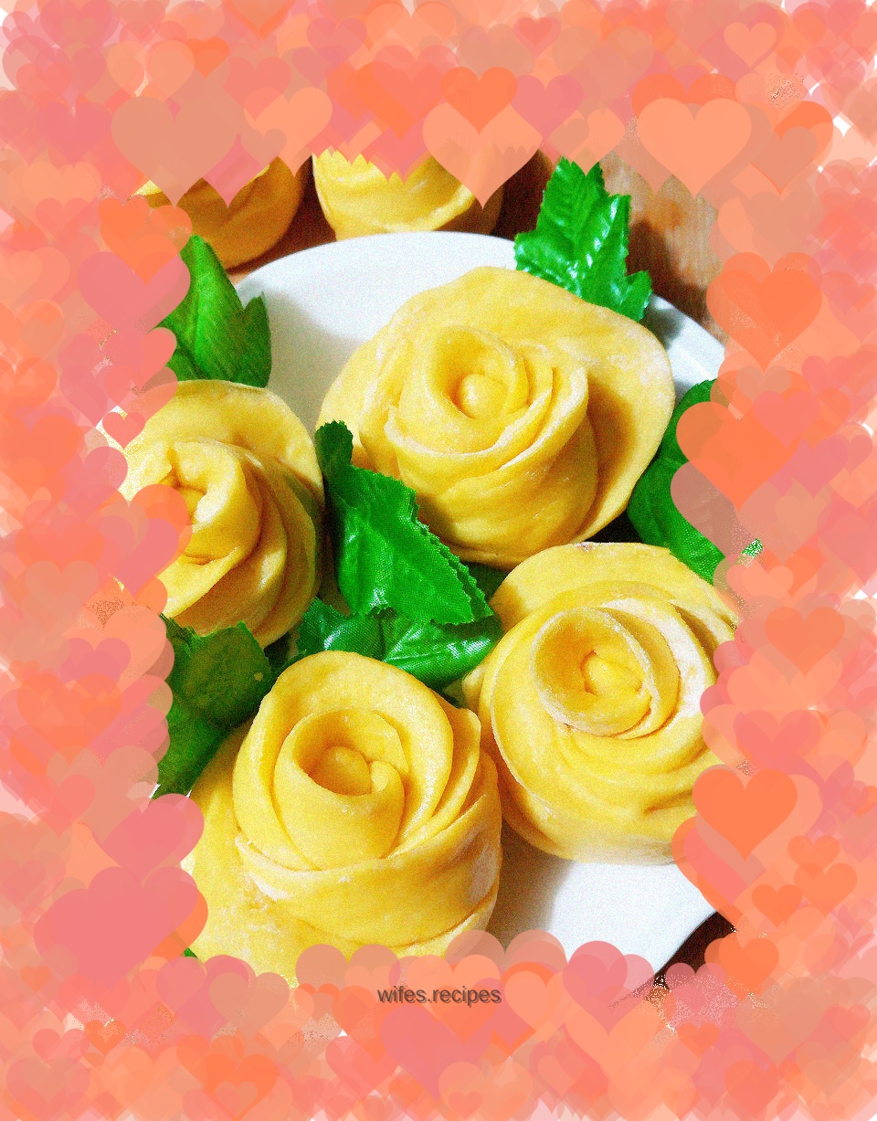 Rose Steamed Buns