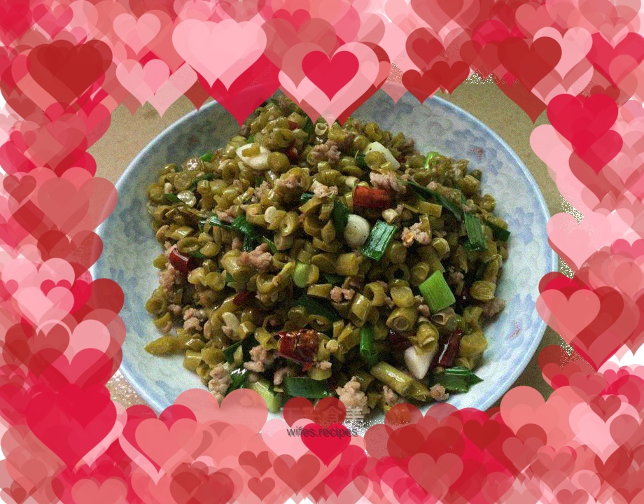 Stir-fried minced pork with pickled beans