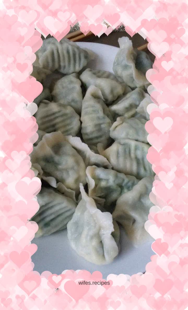Leek and egg dumplings
