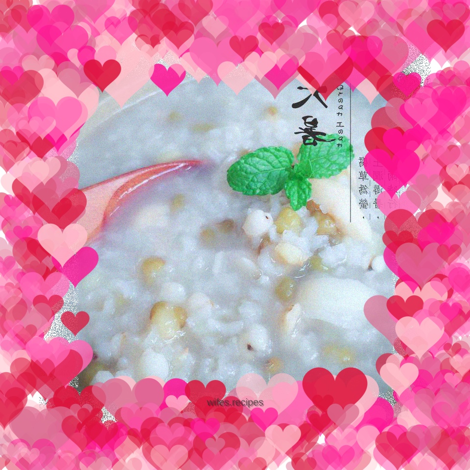 Mung bean, lily and barley porridge