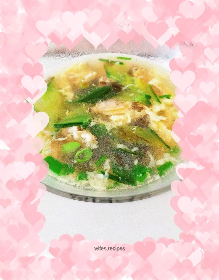 Cucumber, egg and clam soup