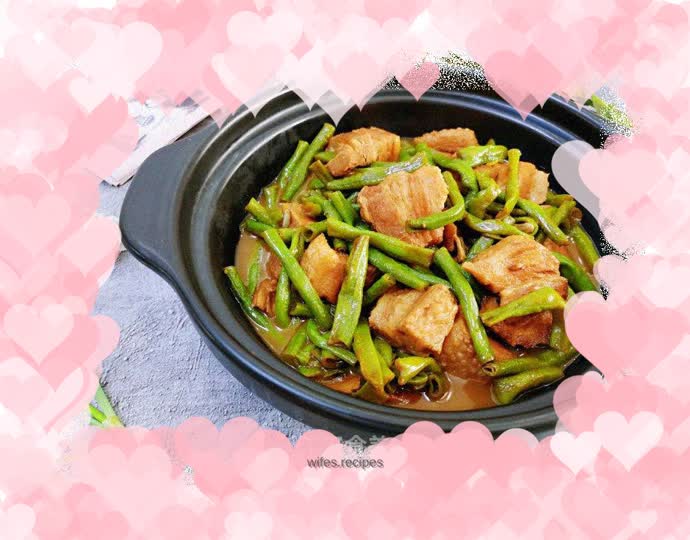 Roasted Pork with Long Cowpeas