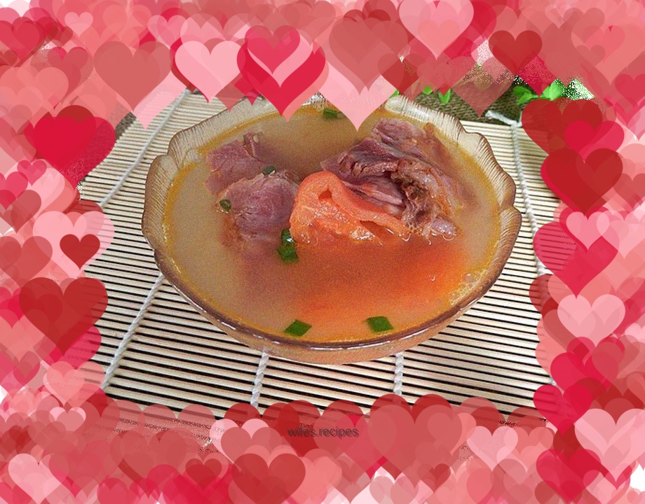 Beef and Cherry Tomato Soup