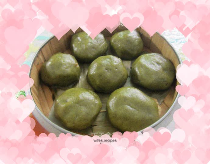 Fragrant mugwort cake