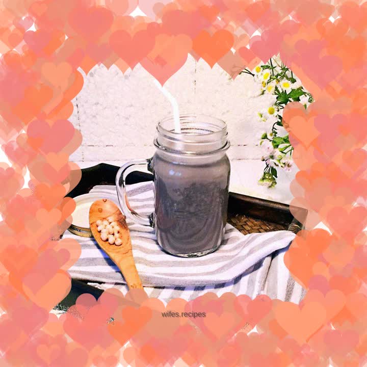 Black sesame peanut soy milk